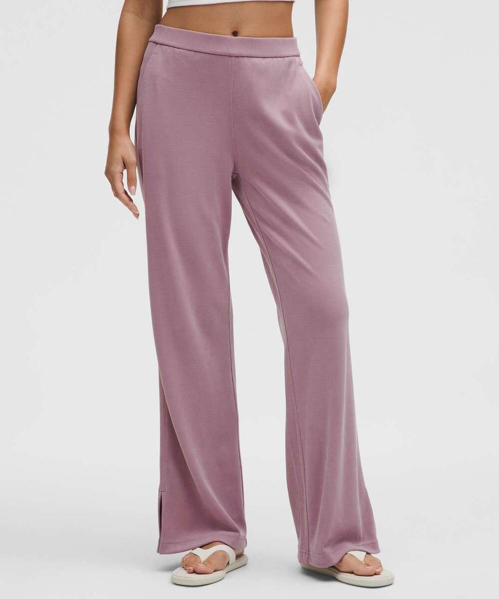 Lululemon NWT Softstreme High Rise Wide Leg Pique Pant Lavendar Size XXXS Purple